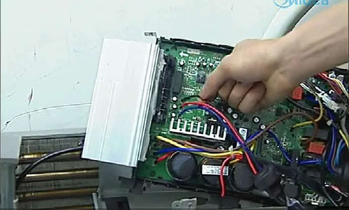 富拉尔基美的空调电话是多少