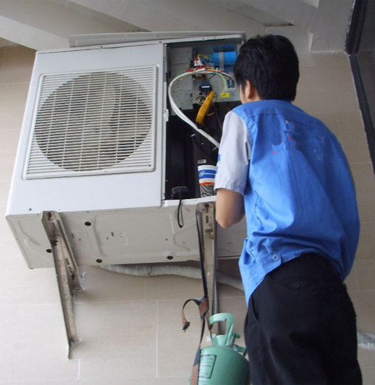 富拉尔基空调开机无反应维修